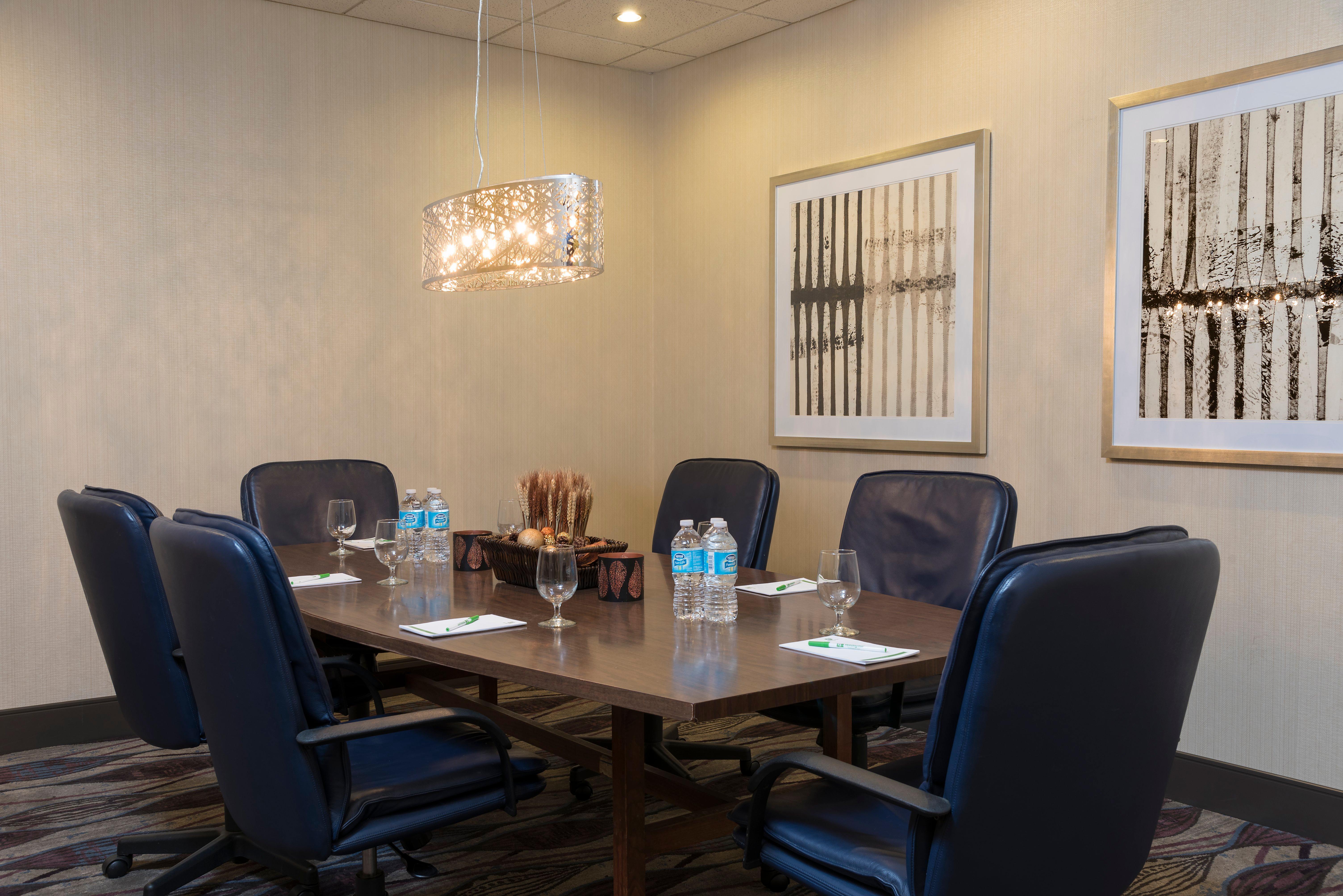 Holiday Inn Chicago - Elk Grove, An Ihg Hotel Elk Grove Village Εξωτερικό φωτογραφία