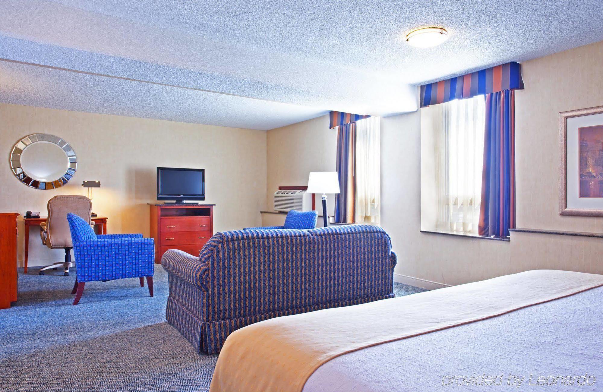 Holiday Inn Chicago - Elk Grove, An Ihg Hotel Elk Grove Village Εξωτερικό φωτογραφία